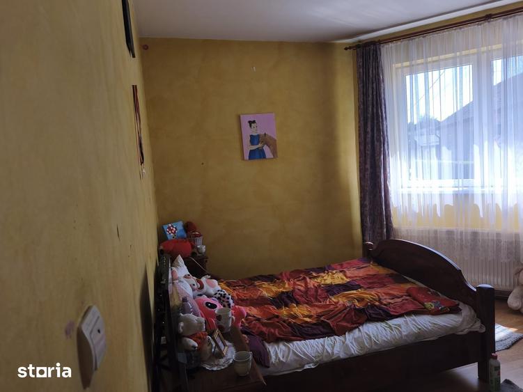De vanzare casa cu etaj , zona Top Med si Nova Vita - 16
