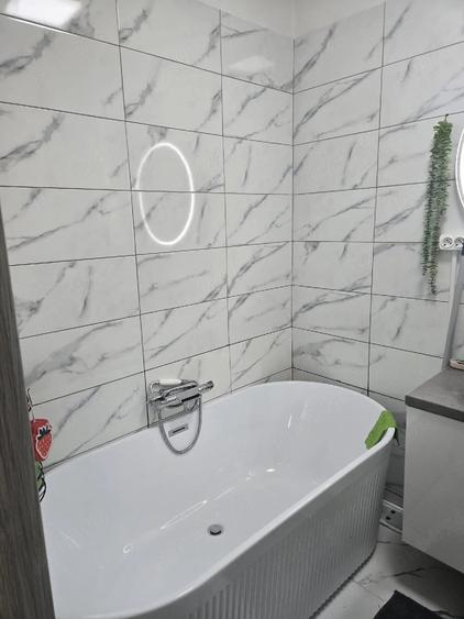 Apartament cu 2 camere decomandat în Rahova