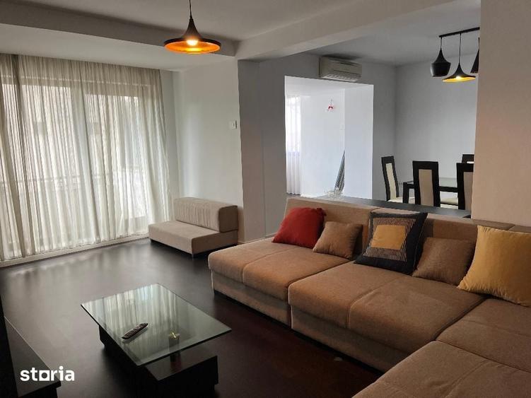 Apartament cu 4 camere în Dragoș Vodă