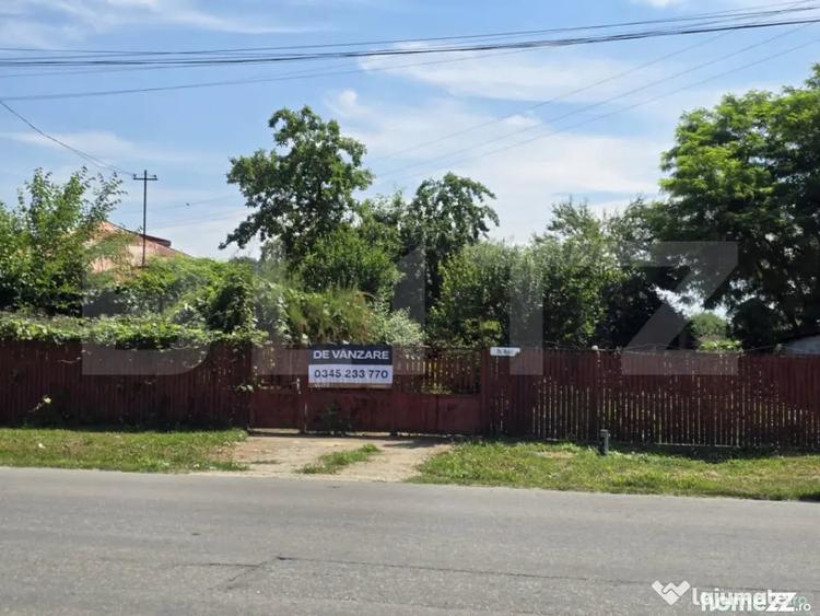 Casă cu 3 camere cu Teren 1100 Mp în Central