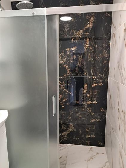 Apartament cu 2 camere semidecomandat în Aurel Vlaicu