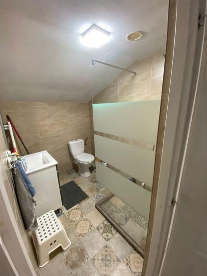 Casă individuală cu 4 camere cu Canalizare în Valea Lungă