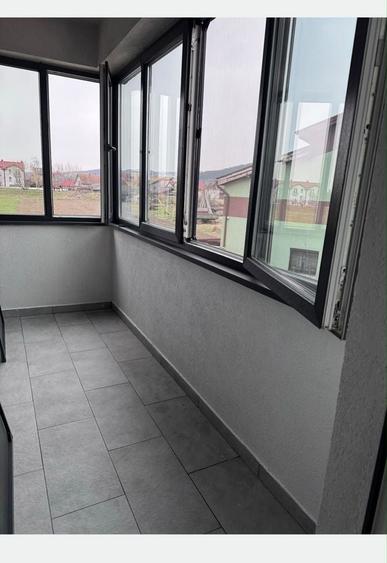 Apartament cu 3 camere în Florești