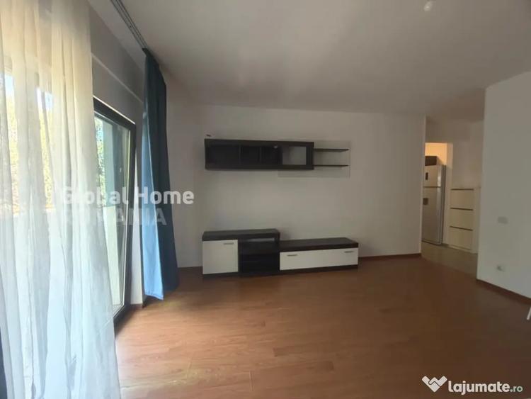 Apartament cu 3 camere decomandat în Sisești