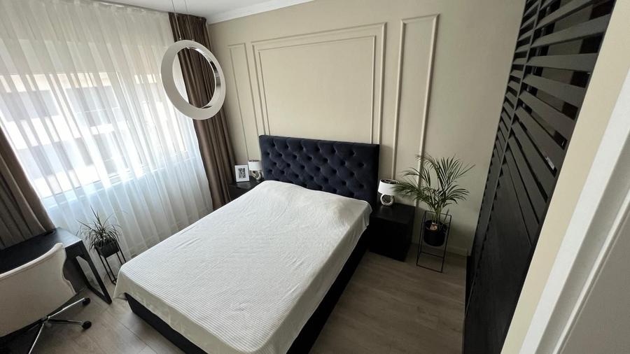 Apartament cu 2 camere decomandat în Exterior Vest