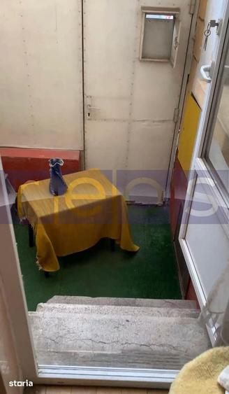 Casă cu 8 camere cu Teren 63 Mp în Centrul Civic