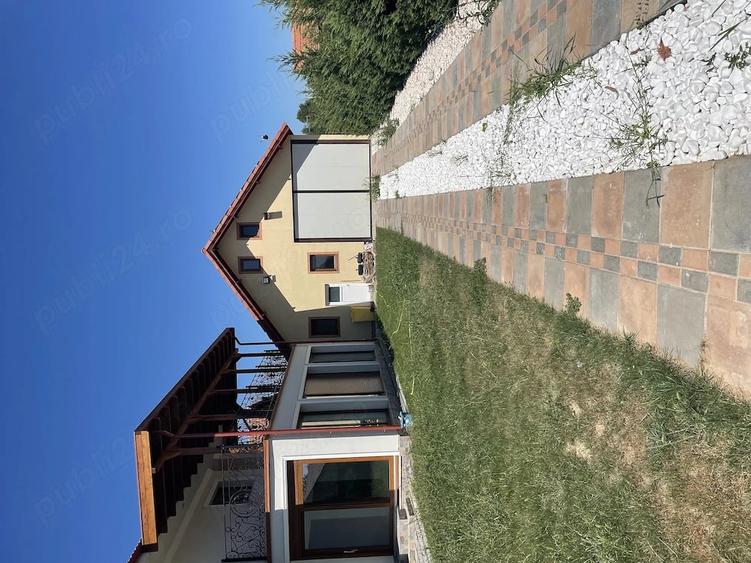 Casă cu Teren 2650 Mp în Sacoșu Turcesc