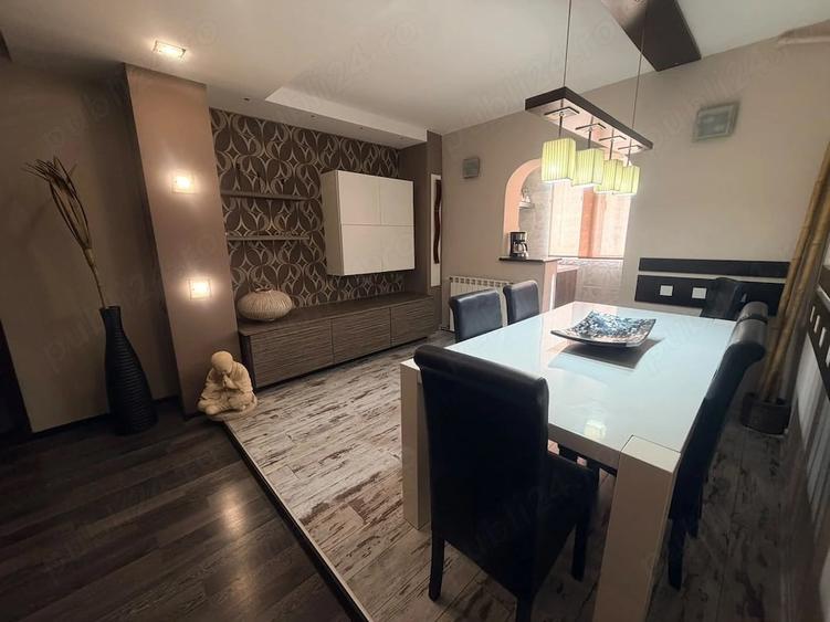 Apartament cu 3 camere decomandat în Soarelui