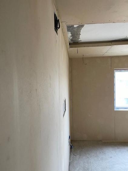 Apartament cu 2 camere decomandat în Bâlteni