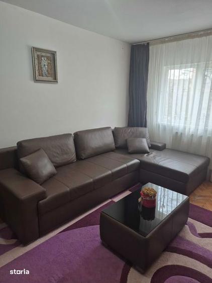 Proprietar inchiriez apartament 2 camere zona Soarelui - 2