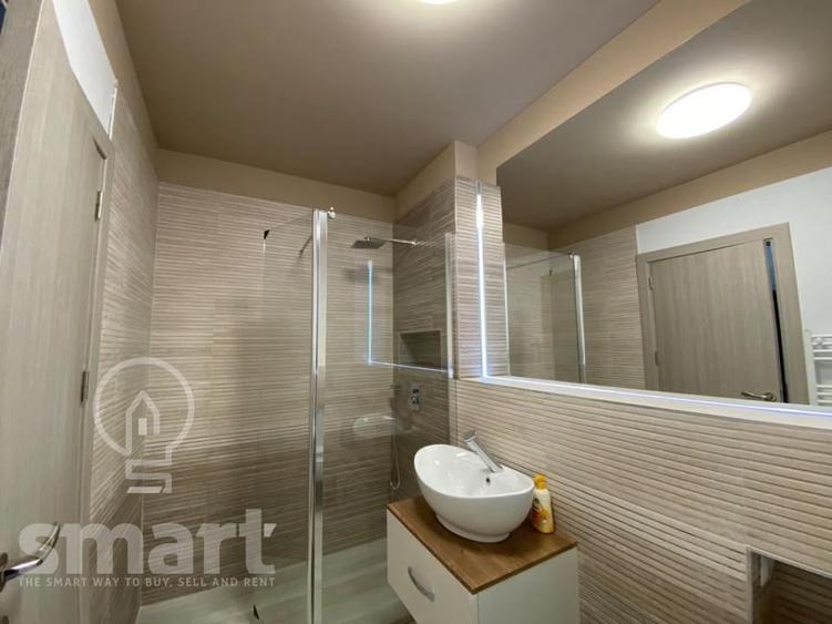 Apartament cu 2 camere semidecomandat, mobilat în Central