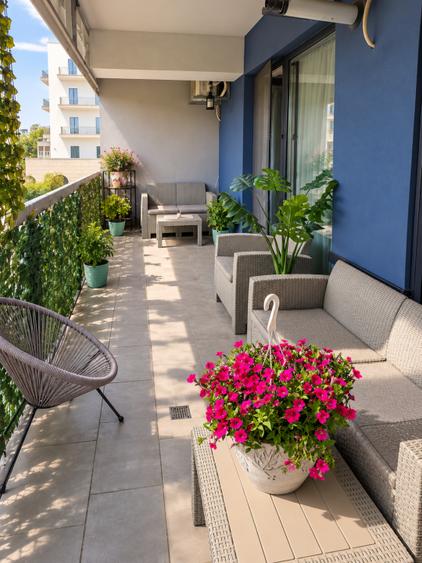 Apartament cu 2 camere semidecomandat, mobilat în Central