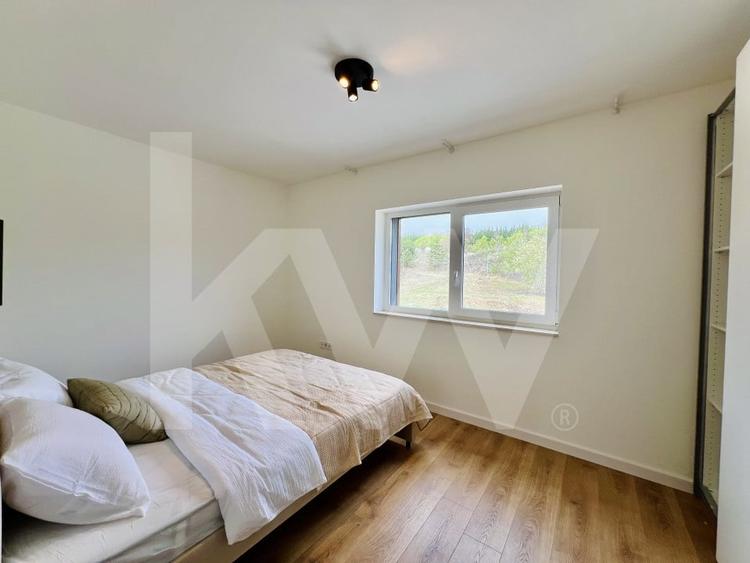 Penthouse 4 camere - mobilat si utilat, intabulat - 37