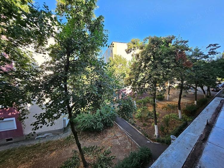 Apartament cu 2 camere semidecomandat în Micălaca