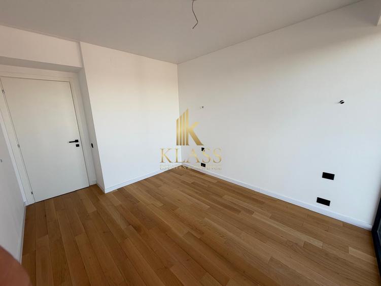 Apartament cu 2 camere semidecomandat în Colentina