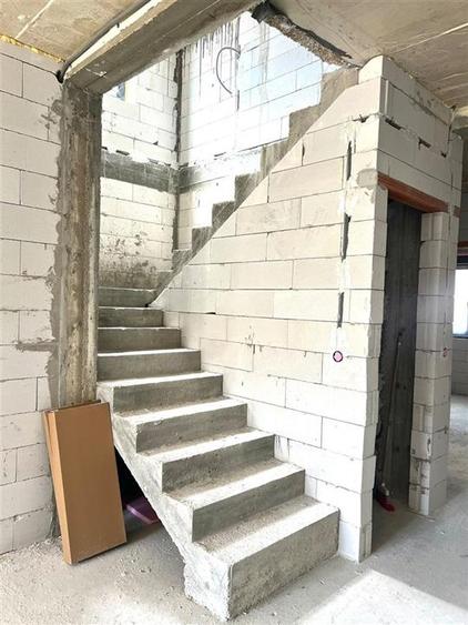 Casă cu 4 camere cu Teren 509 Mp în Cantemir