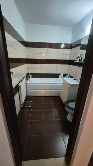 Apartament cu 3 camere decomandat în Bogdan Vodă