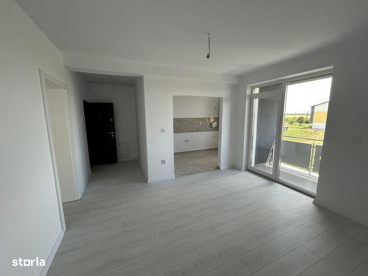 Apartament cu 3 camere decomandat în Giroc