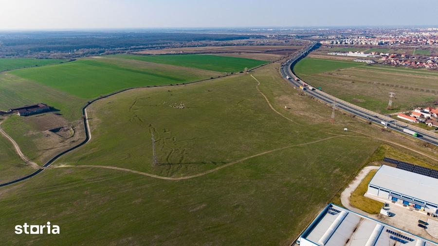 Teren de 107000 mp, în Aradul Nou