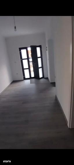 Casă cu 3 camere cu Teren 344 Mp în Aradul Nou