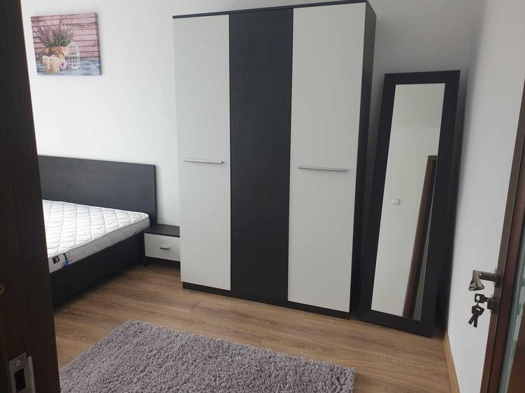 Apartament cu 2 camere semidecomandat în Micro 14