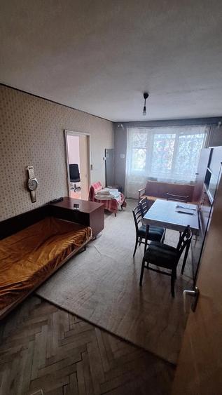 Apartament cu 2 camere decomandat în Sud