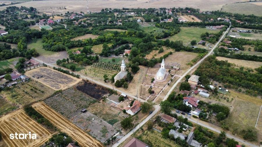 Casă cu 4 camere cu Teren 2208 Mp în Voiteg