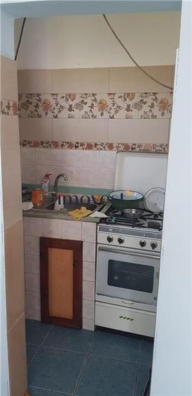 Casă individuală cu 3 camere cu Canalizare în 14 Mai