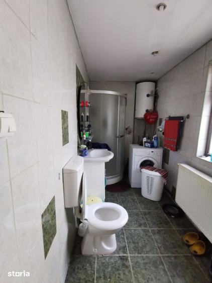 Casă cu 1 camere cu Teren 194 Mp în Băița