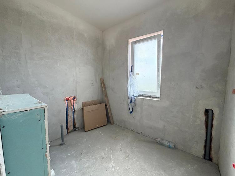 Duplex cu 4 camere cu Teren 270 Mp în Moșnița Nouă