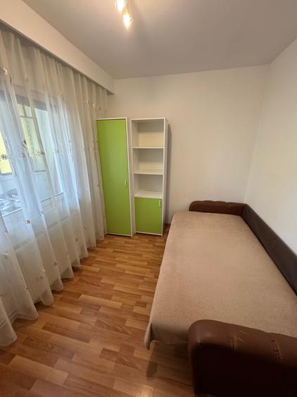 Apartament cu 4 camere decomandat în Mărăști
