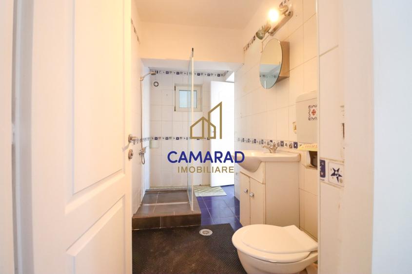 Casă individuală cu 5 camere cu Canalizare în Doamna Ghica