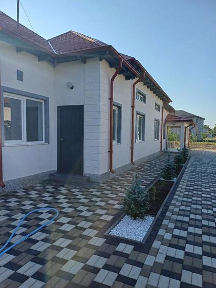 Casă cu Teren 1000 Mp în Țigănești