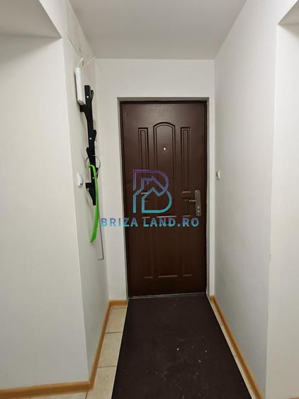 Casă individuală cu 2 camere cu Canalizare în Chitila