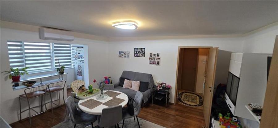 Apartament cu 2 camere decomandat, mobilat în Șagului