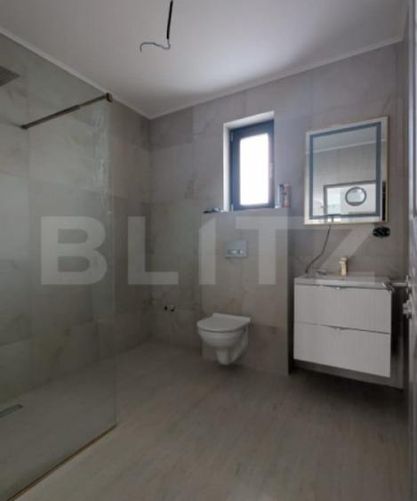 Casă cu 3 camere cu Teren 900 Mp în Răzvad
