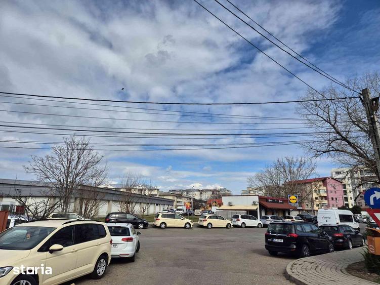 Spațiu comercial, de 80 mp, în Autogară