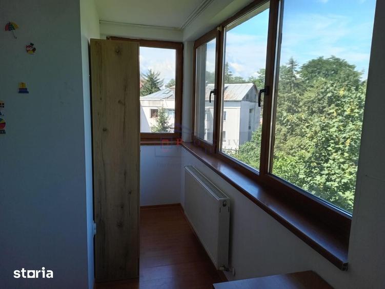 Apartament cu 2 camere semidecomandat în Ultracentral