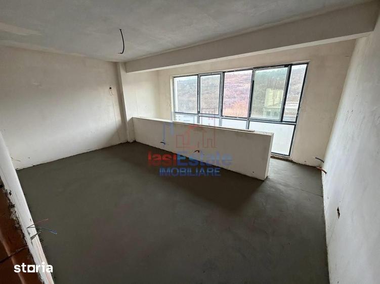 Apartament cu 3 camere în Ciurea