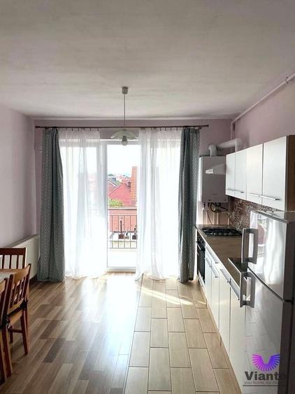 Apartament cu 2 camere decomandat, mobilat în Lazaret