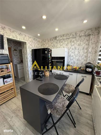 Apartament cu 3 camere în Berceni