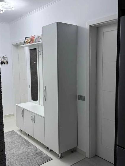 Apartament cu 2 camere decomandat în Florești