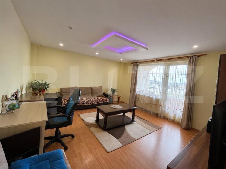 Apartament cu 3 camere decomandat în Unirii