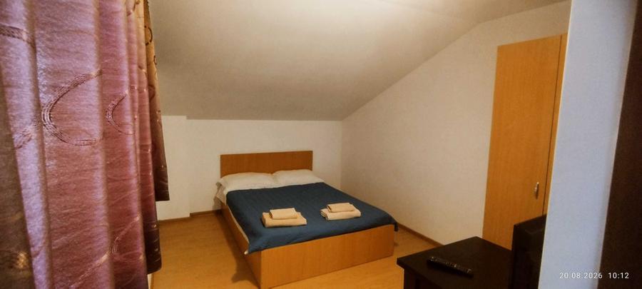 Casă cu 2 camere în Micro 3