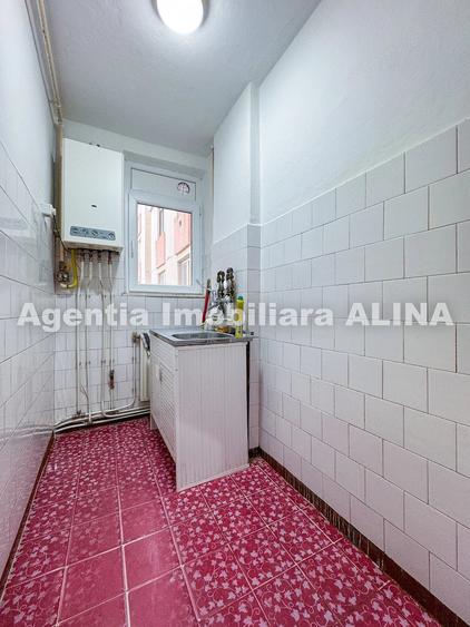 Apartament cu 2 camere semidecomandat în Dacia