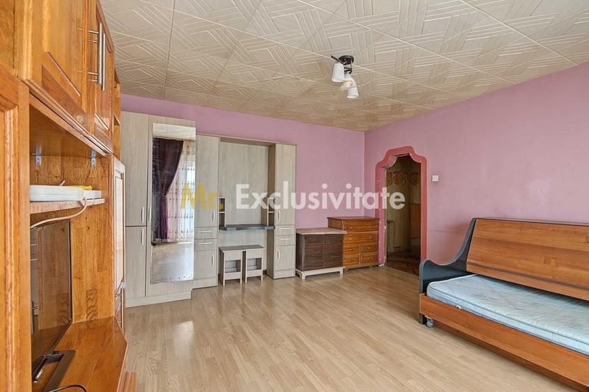 Apartament cu 2 camere semidecomandat, mobilat în Mioveni