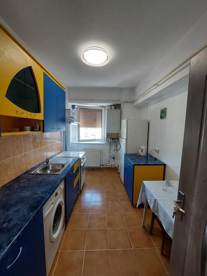 Apartament cu 2 camere decomandat în Ultracentral
