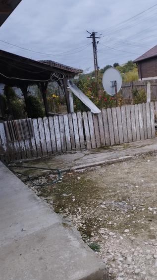 Casă cu Teren 85000 Mp în Coslugea