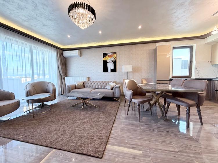 Apartament cu 4 camere în Tractorul