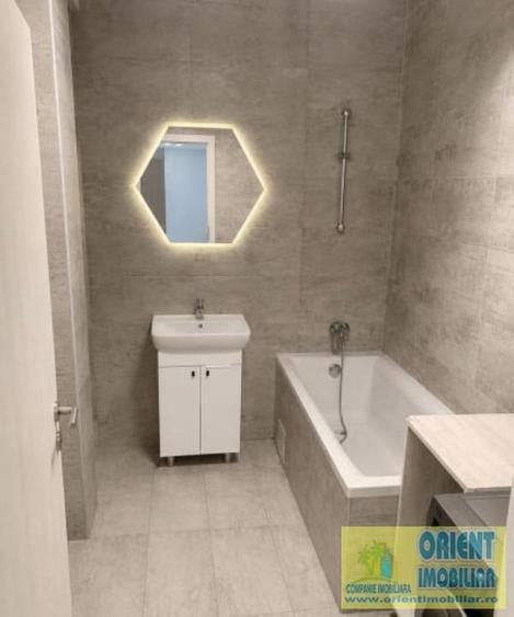 Apartament cu 2 camere decomandat în Tomis Plus